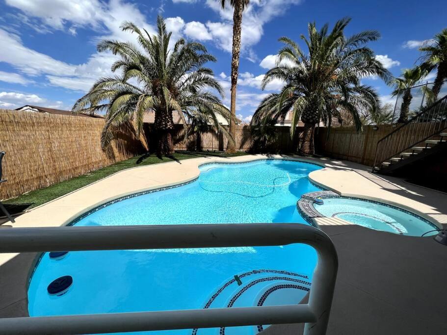 Summerlin Apartment | Beach Vacation with A Stay at Carmel Shores