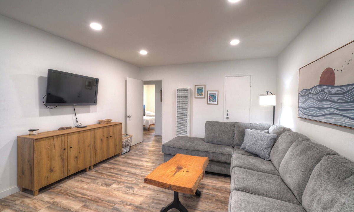 Carpinteria Condo | Beautiful 2 bed w/Ocean view - private wifi