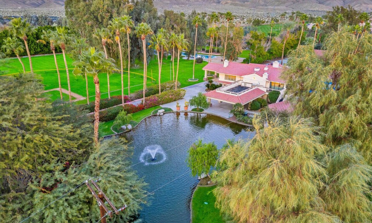 Palm Desert Villa | Beautiful estate 23 beds|5 acres|2 pools|tennis