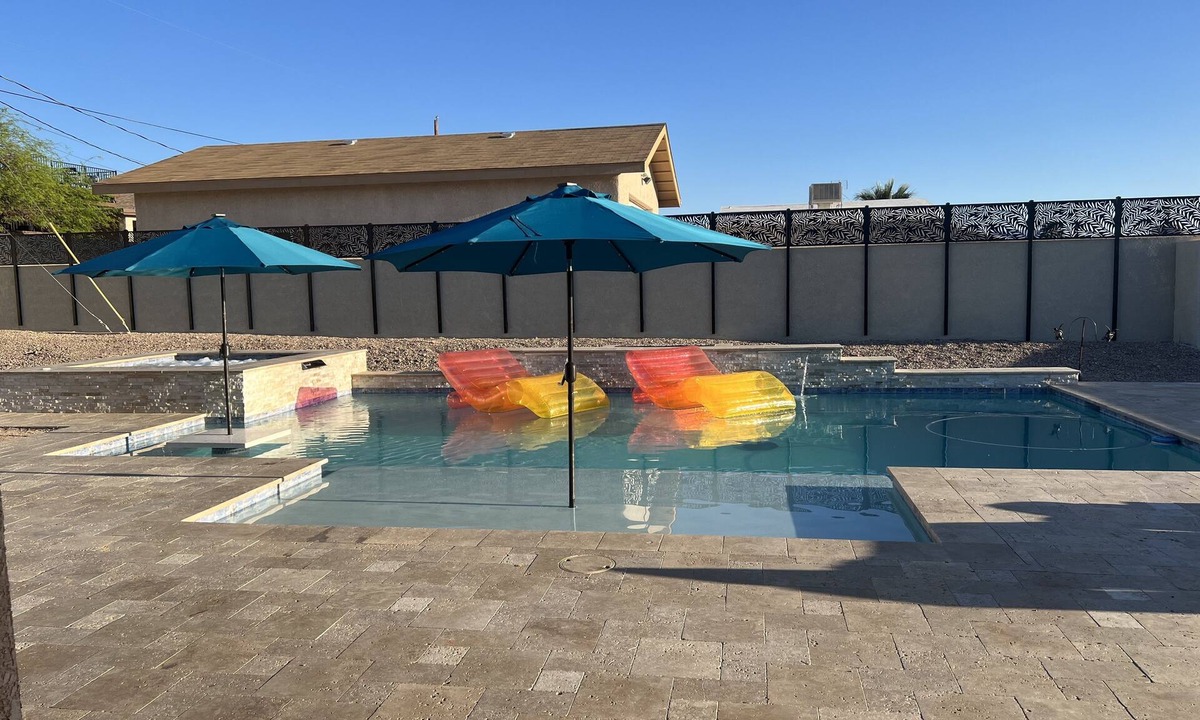 Lake Havasu City House | Beautiful home with SPARKLING pool & spa! Miles and miles of off roading.