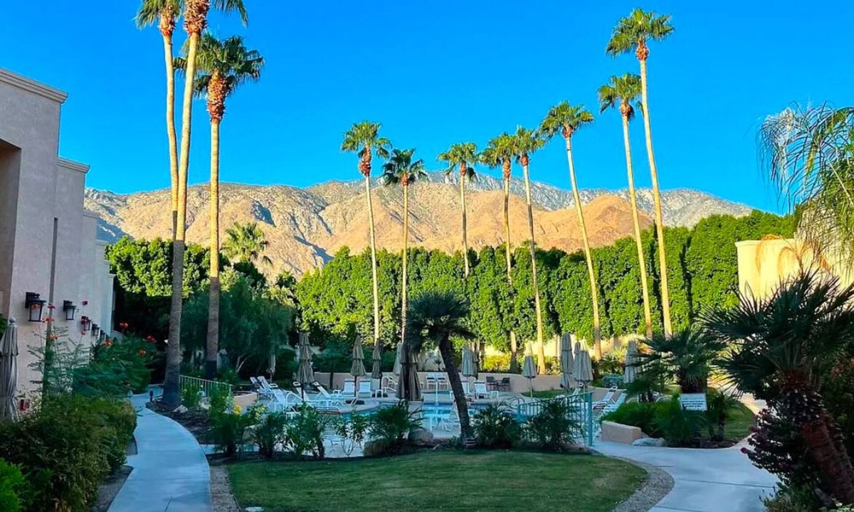Uptown Design District Condo | Beautiful One Bedroom Palm Springs Condo