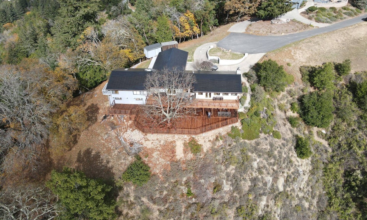 Los Gatos House | Beautiful retreat with a breathtaking view
