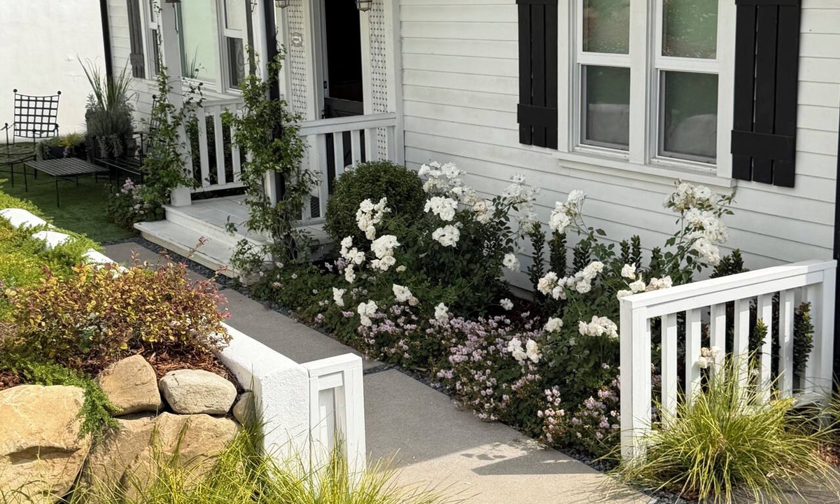 Hope House | Bell Cottage - Rest-Relax-Enjoy