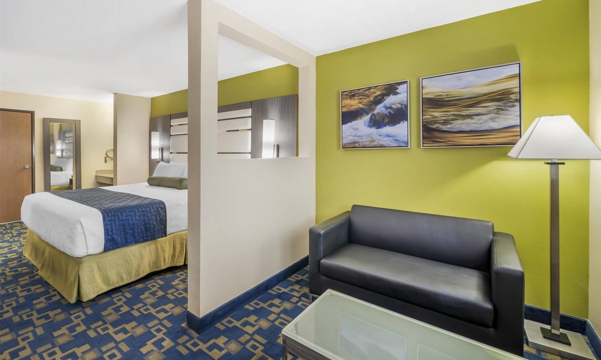 Red Bluff Hotel | Best Western Antelope Inn & Suites