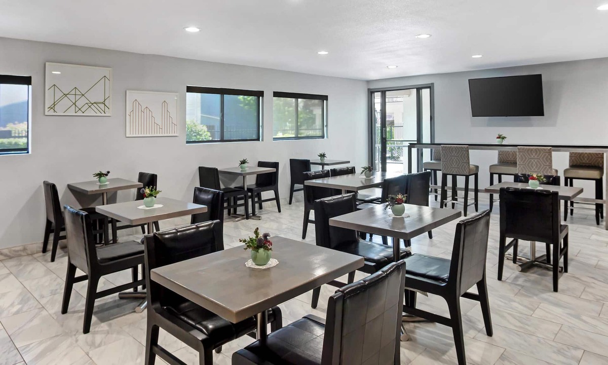 Coalinga Hotel | Best Western Big Country Inn