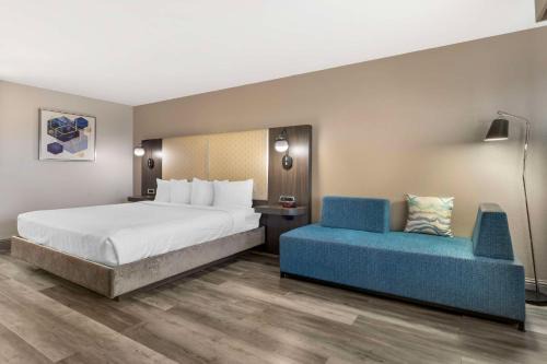 Marina Hotel | Best Western Marina State Beach
