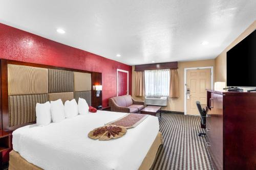 Mariposa Hotel | Best Western Plus Yosemite Way Station