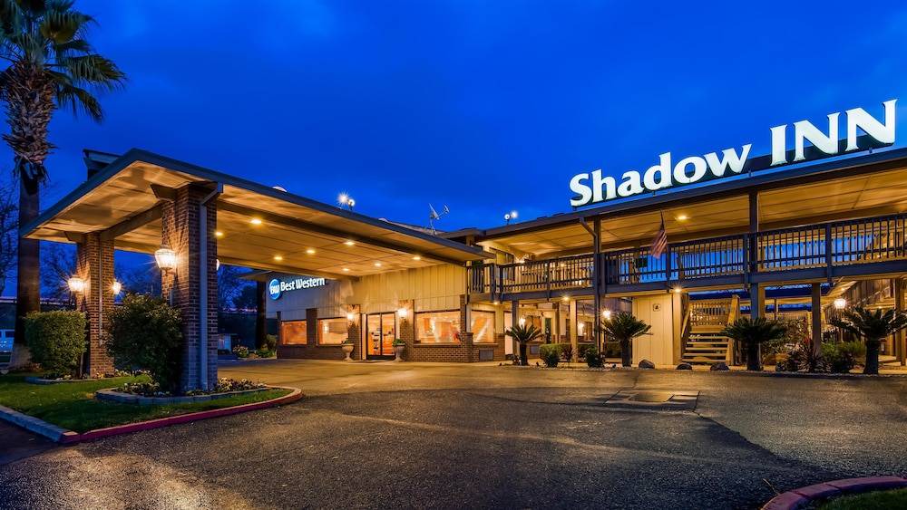Woodland Hotel | Best Western Shadow Inn