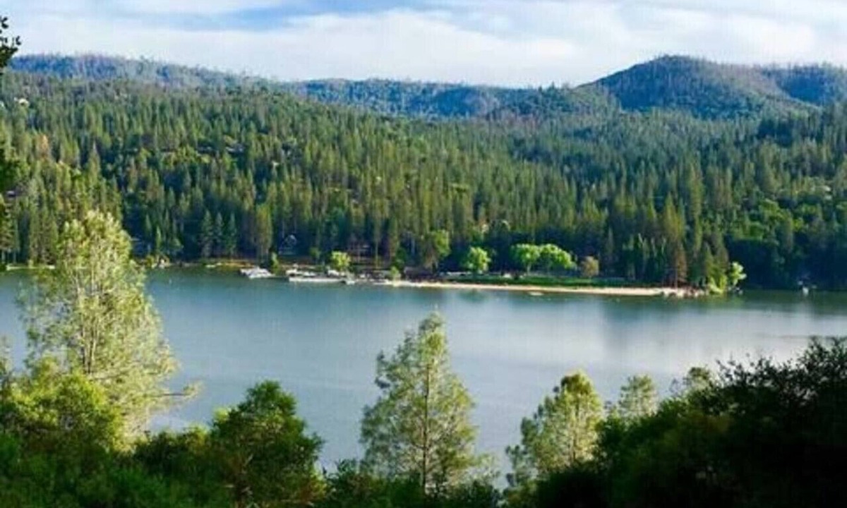 Groveland Cabin | Big Yosemite Mansion Large Groups Pinemt Lake