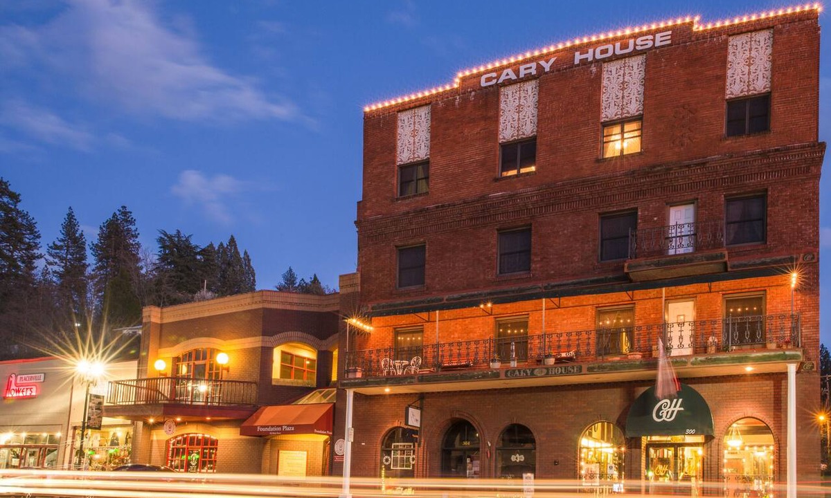 Placerville Hotel | Boutique Retreat in Wine & Gold Country