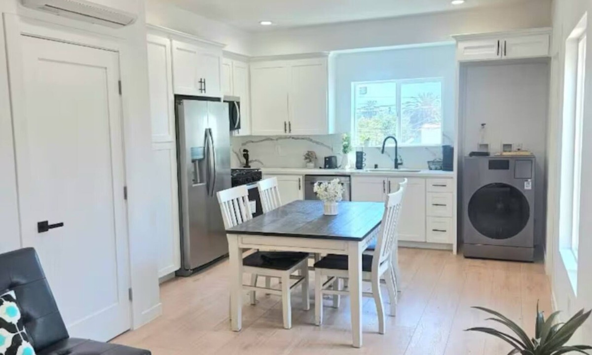 Boyle Heights House | Brand New 2 Bedroom 3 Bathroom House 2 miles from Downtown LA