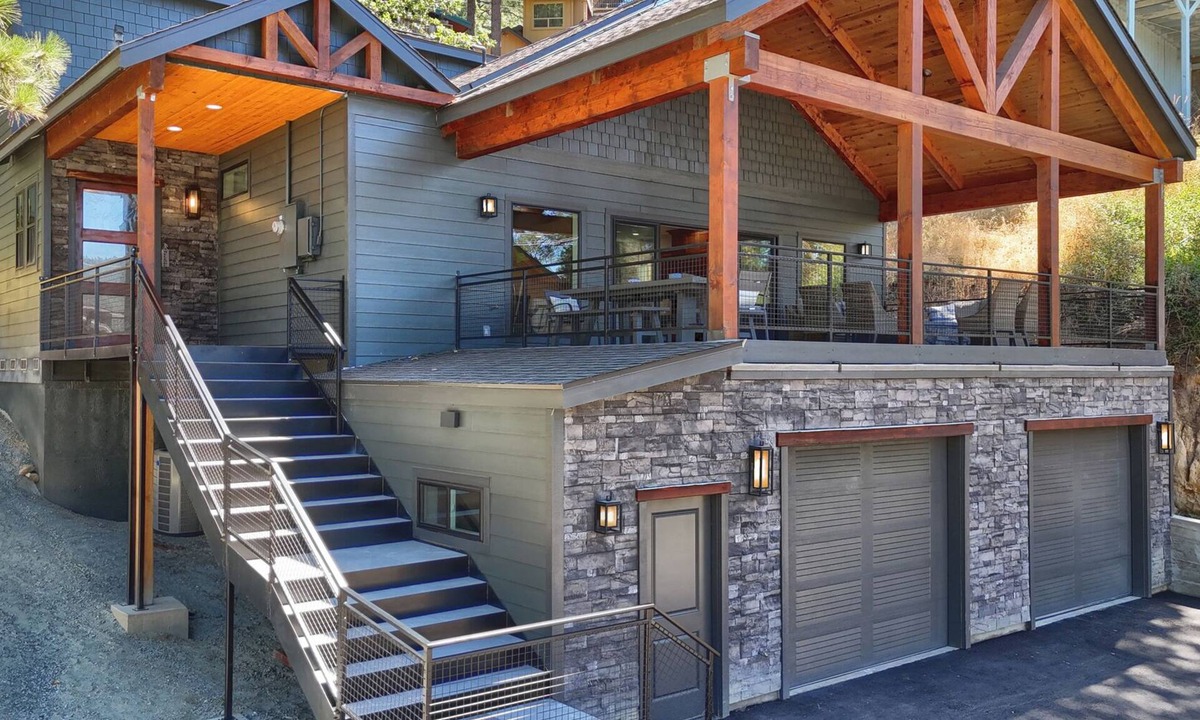 Bass Lake Cabin | Brand New Luxury home Bass Lake Views Private Slip