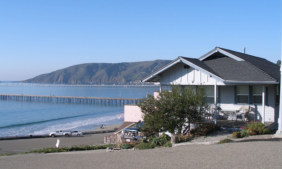 Avila Beach House | Breathtaking Ocean and Beach Views