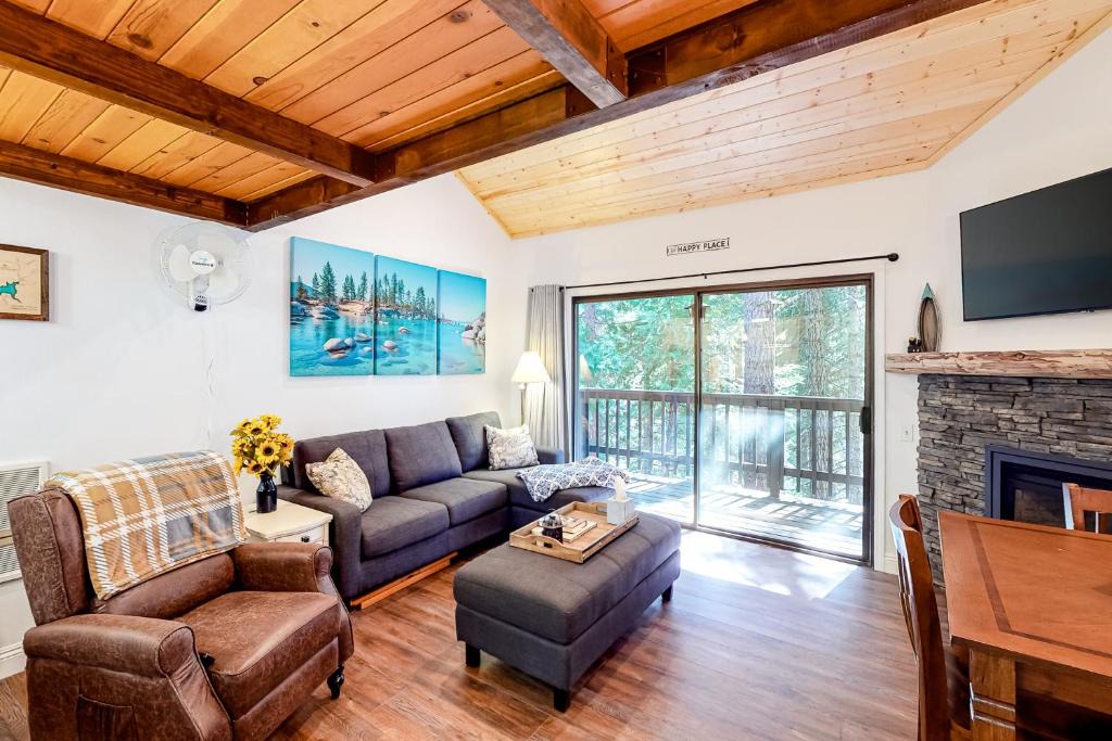 Shaver Lake Hotel | Bretz Mill Condo #13