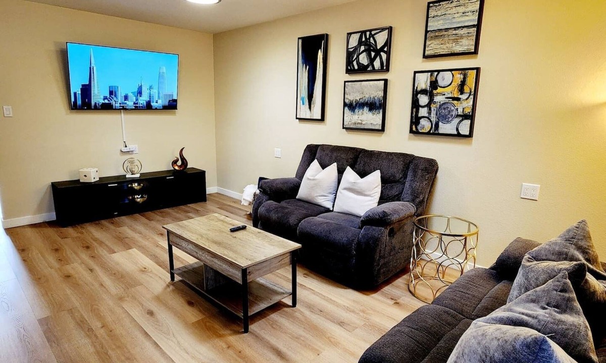 The Villas Apartment | Bright Modern 2BR Near Santana Row