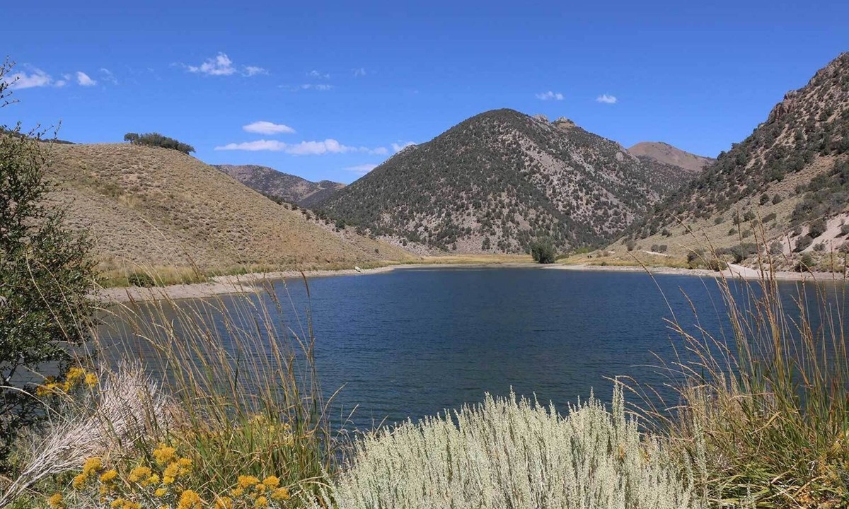 Kingston RV Rental | Bunker Hill Hideaway full RV site 1 nestled in Kingston Nevada