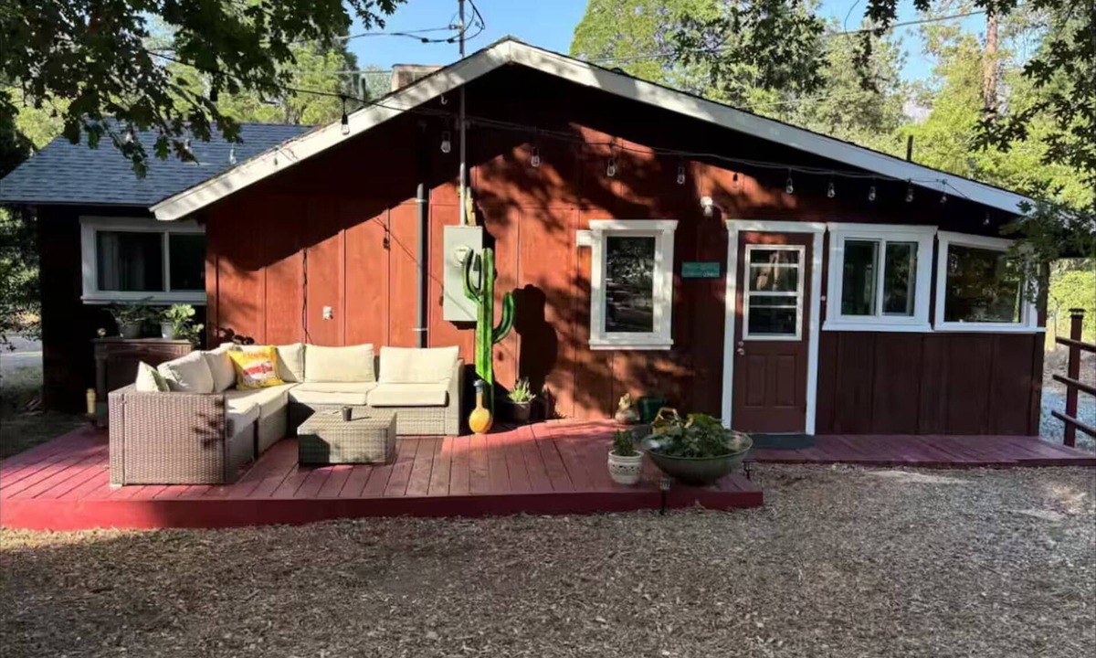California Hot Springs Cabin | California Hot Springs Cabin Escape