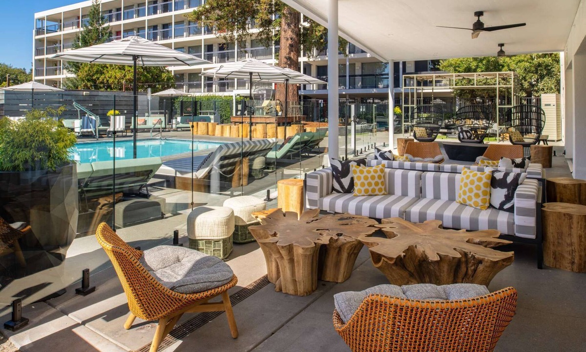 Westside Santa Cruz Hotel | Canopy Tours Thrills | Amusement Park. Pool