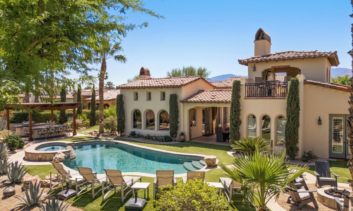 La Quinta House | Cappella - Gorgeous 4 br Villa in PGA West with Pool/Spa + Golf Course Views #259222