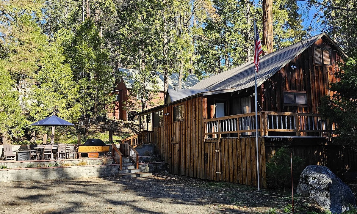 West Village Cabin | Captain's Cove. Cozy cabin in the Village of Shaver Lake. Pet friendly!
