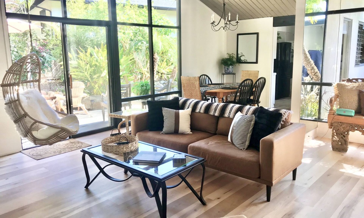 Hitchcock House | Casa del Sol - Peaceful home away from home.