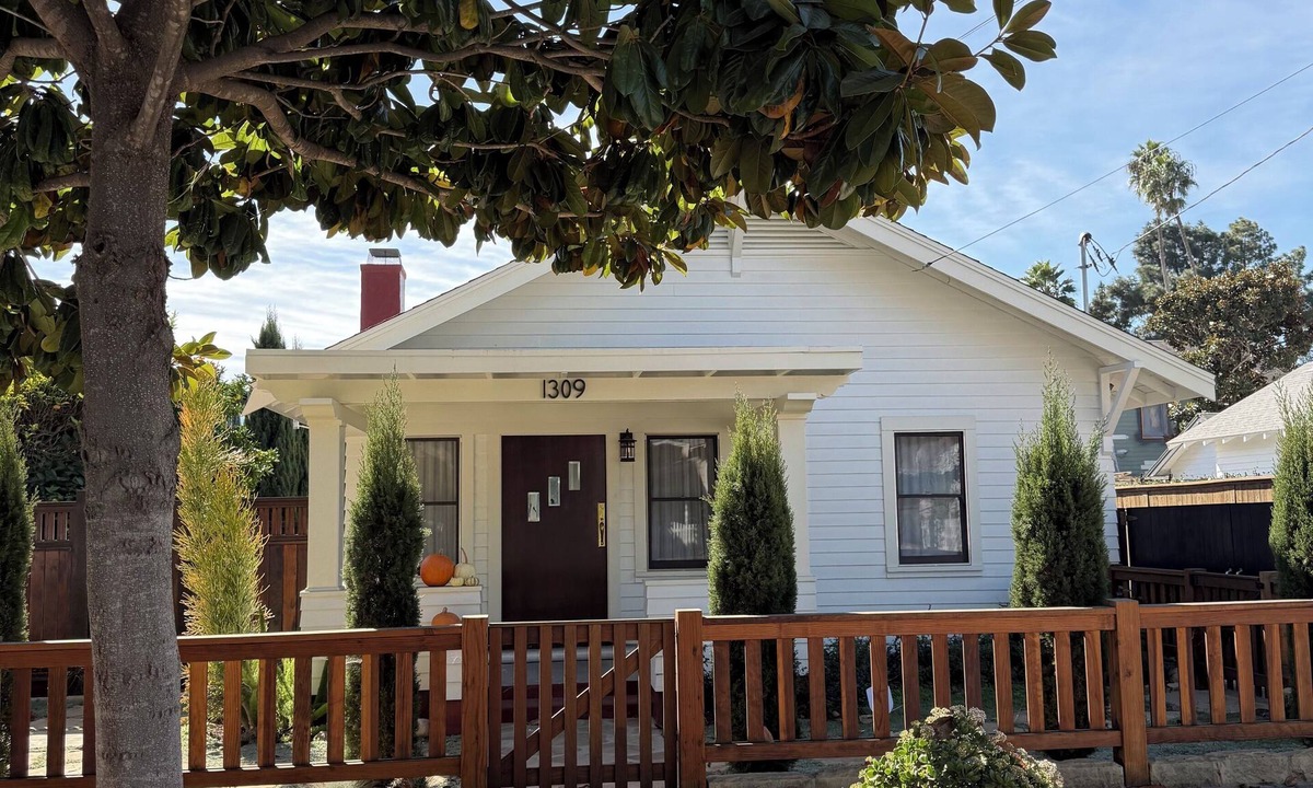 Santa Barbara Cottage | Charming 2-bedroom cottage with Hot Tub; walk and bike everywhere!