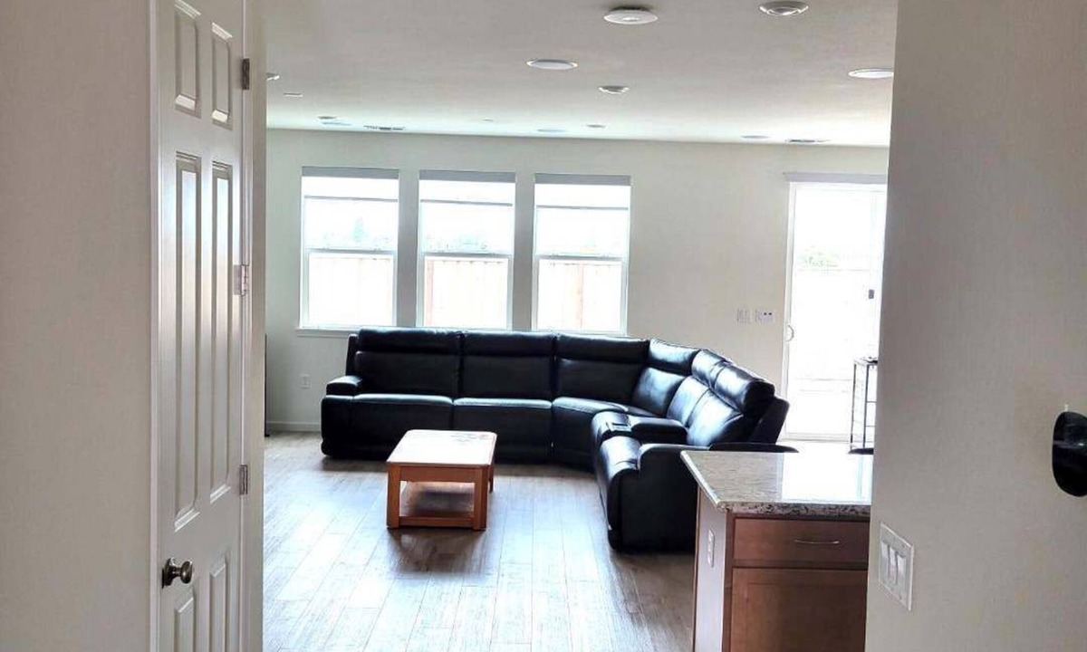 Hollister House | Charming 3-bedroom house in tranquil Hollister with AC