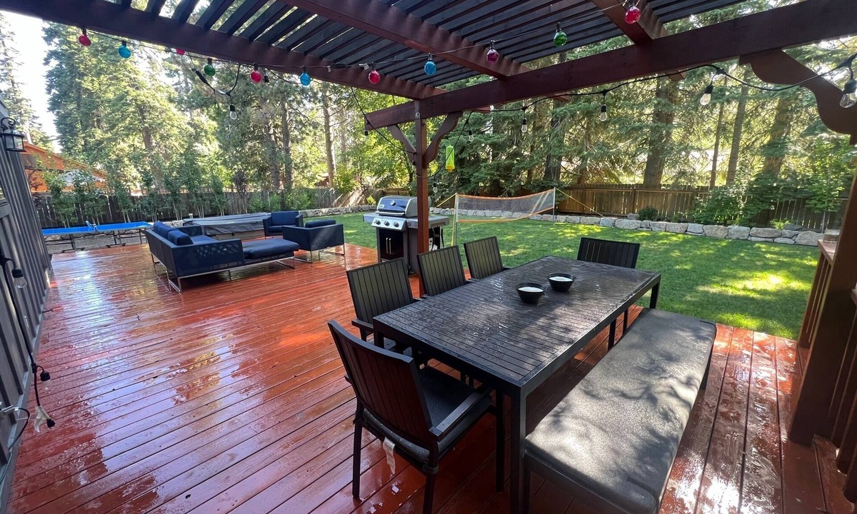 Comstock Acres House | Charming 4 bedroom, 3 1/2 bath Tahoe City home. Centrally located.