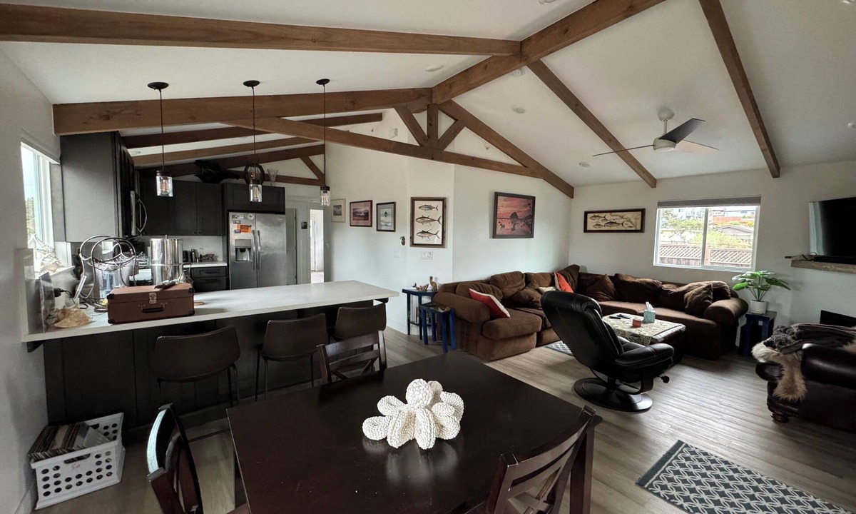 Baywood Park House | Charming and comfortable 2-bedroom house in Baywood/Los Osos with WiFi