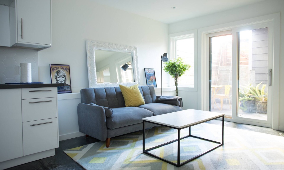 Golden Gate Apartment | Charming and Modern Richmond Charmer
