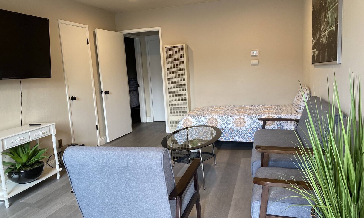 San Jose Apartment | Charming Apartment in the heart of Silicon Valley unit 3