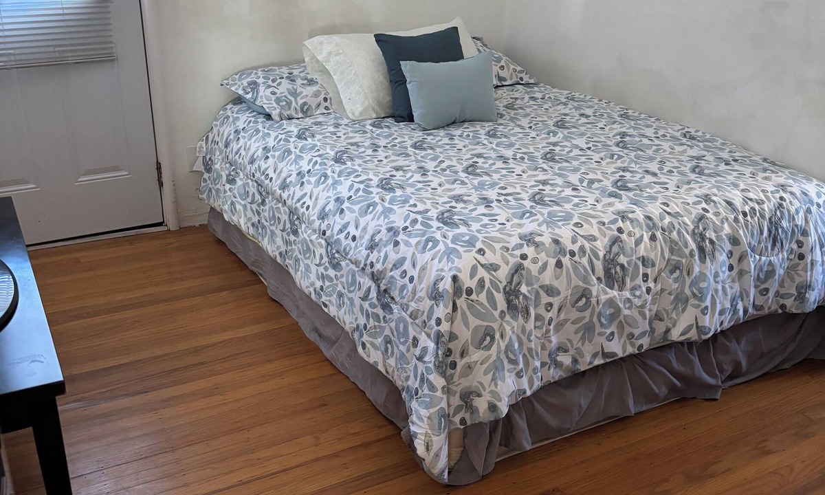 Castro Valley Apartment | Chic studio in Castro Valley SF Bay Area for a cozy getaway