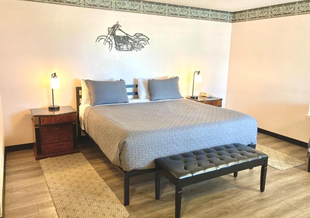 San Simeon Hotel | Coast Riders Inn