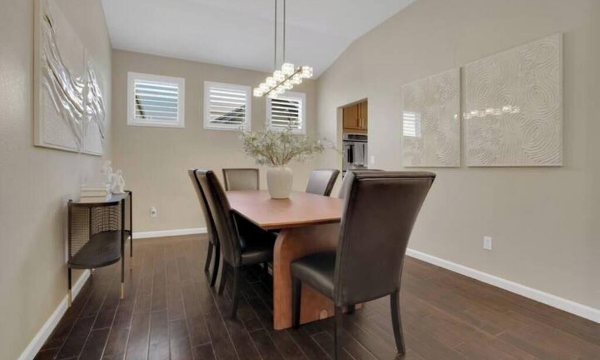 Manteca House | Comfort & Elegence: Manteca Edition
