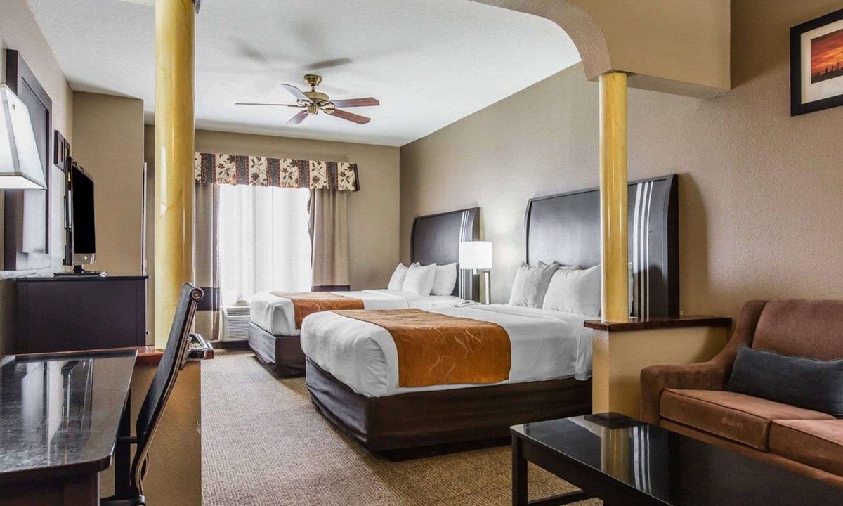 Bakersfield Hotel | Comfort Suites Bakersfield