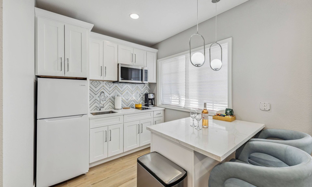 East San Jose Apartment | Contemporary Studio Apartment near downtown San Jose