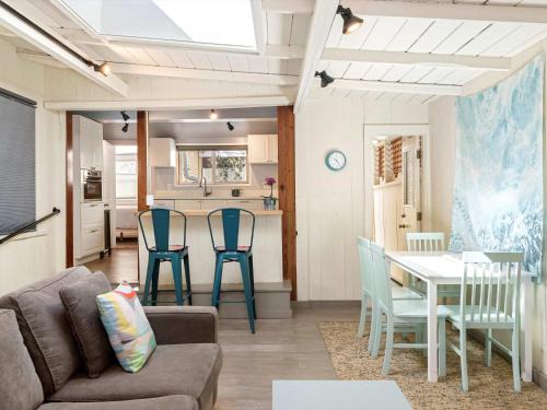 Opal Cliffs House | Cottage at the Point - For 4