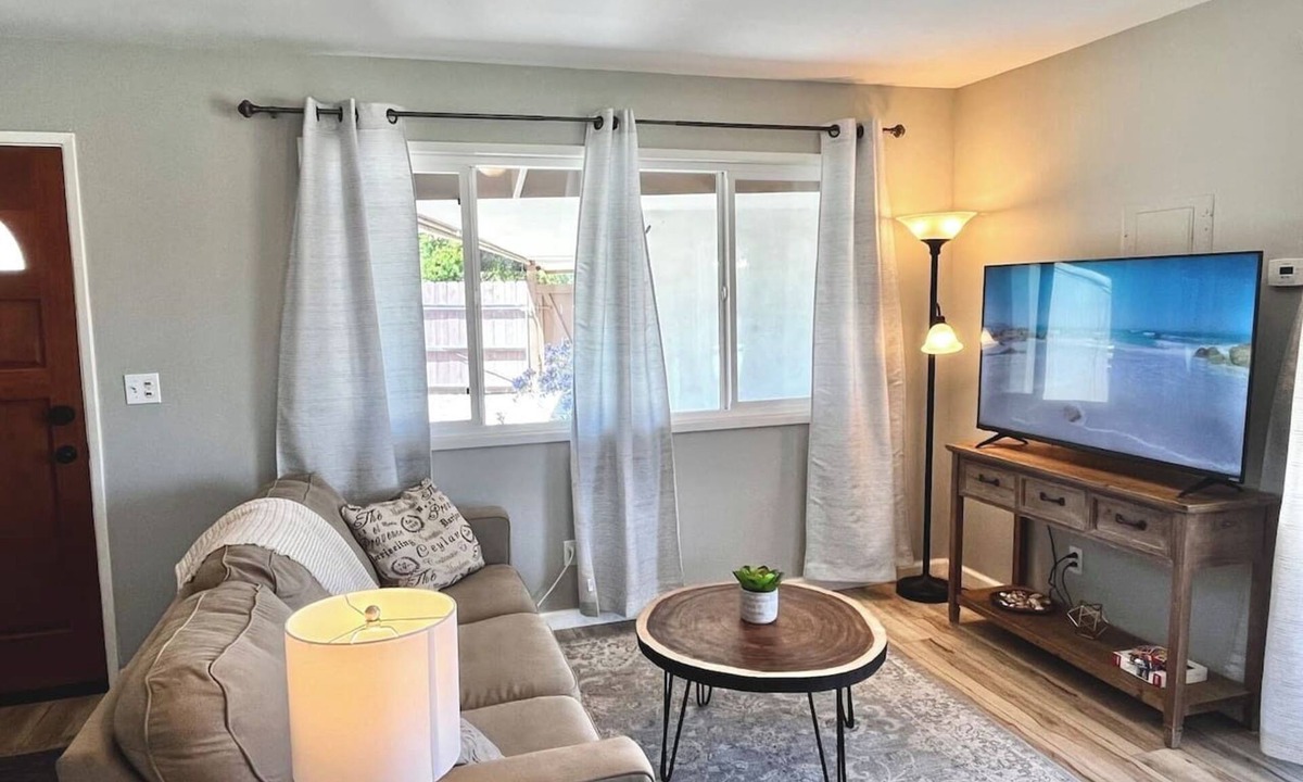 Santa Maria House | Cottge On The Crt: Hikes, Winery, Beach-20 min, Vandenberg SFB