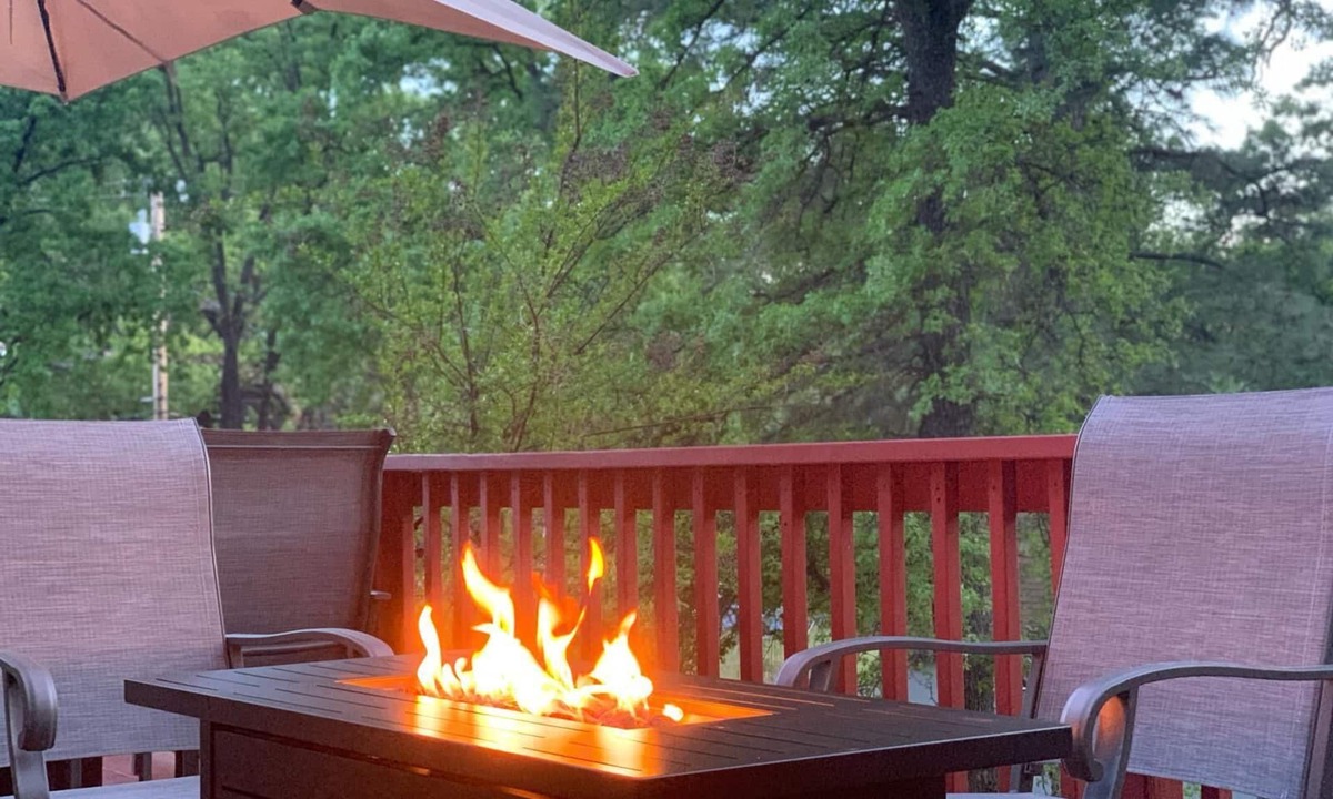 Groveland Cottage | Cottonwood Cozy: Grill, Fire Pit & PML Access