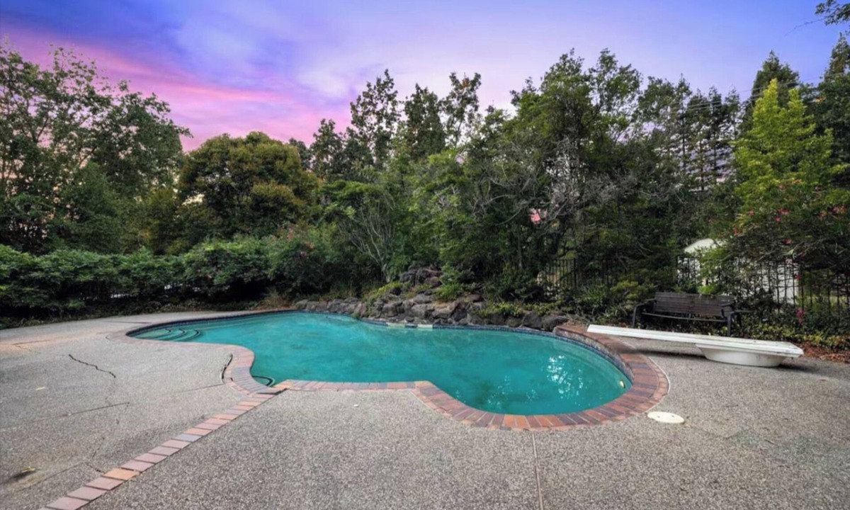 Danville House | Cozy 2-bedroom house in tranquil Danville with AC