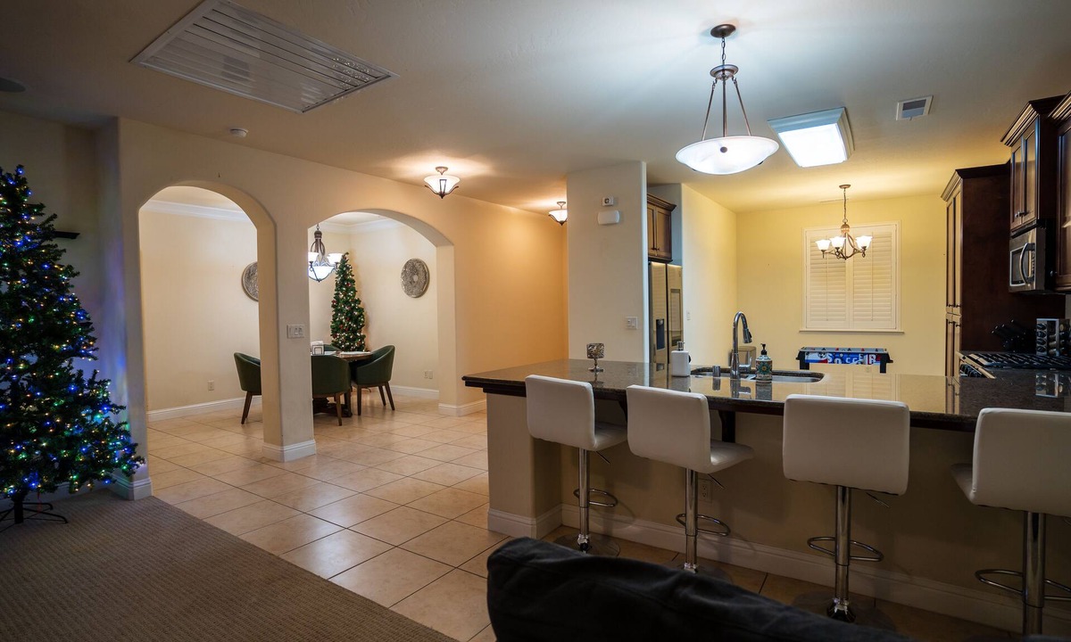 Fresno House | Cozy 3 bedroom home in a welcoming neighborhood