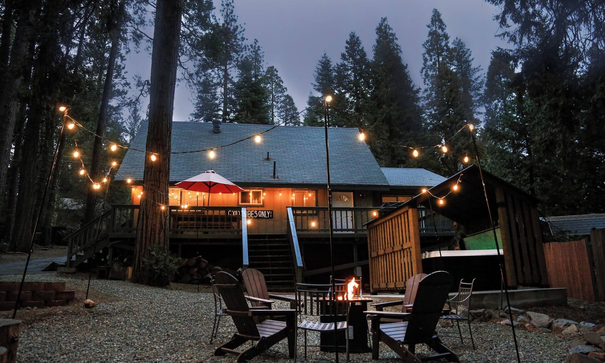 Glencoe Cabin | Cozy 4-bedrooms cabin with Game room and Hot tub in Pioneer