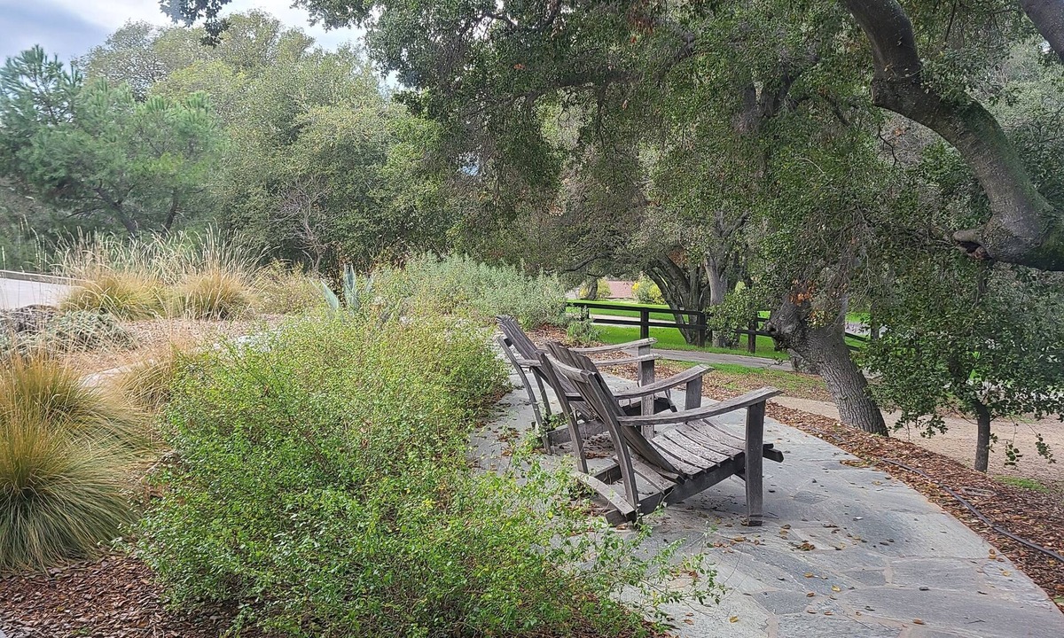 Atascadero House | Cozy and serene 1-bedroom apartment over garage in terrific Atascadero