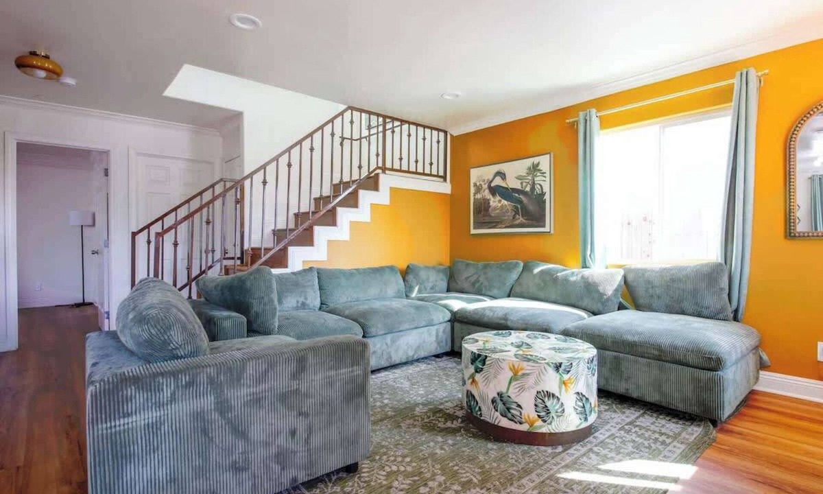 Vernon House | Cozy and Spacious 5 bedrooms House at Duplex