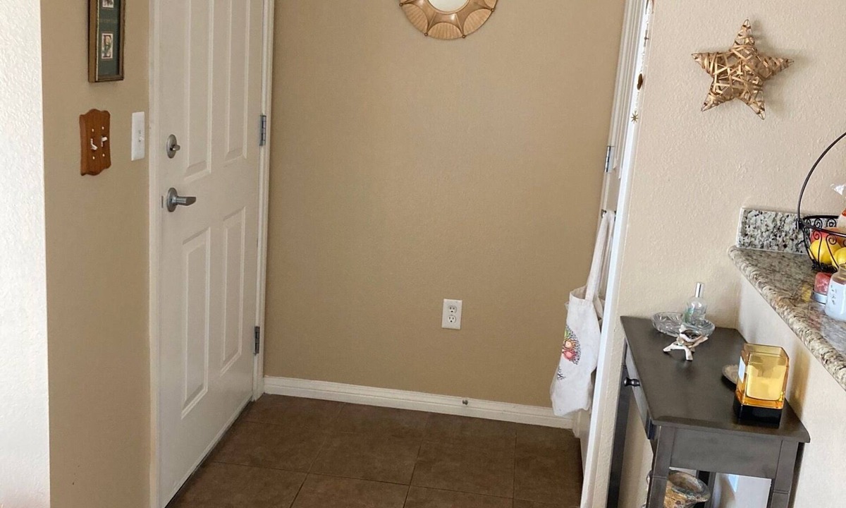 Mission Hills Apartment | Cozy Apartment w/balcony and many amenities