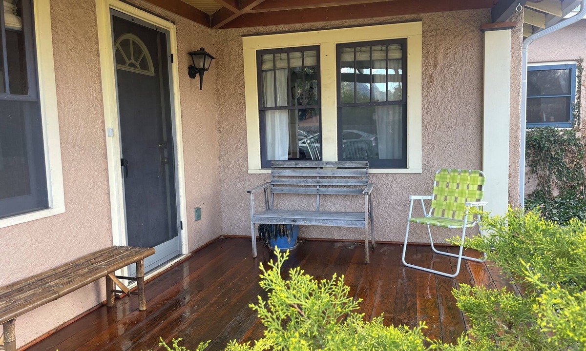 Newlands House | Cozy Boulder Cottage, Centrally located