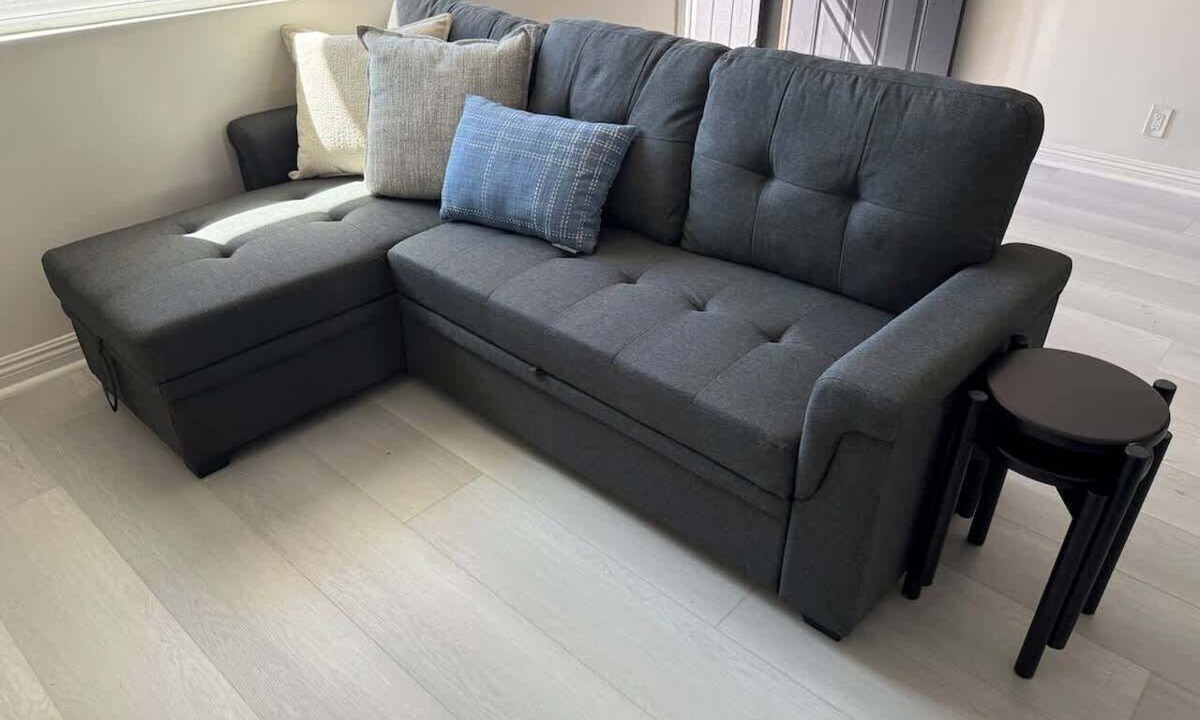 Paramount Apartment | Cozy Home Centrally Located!