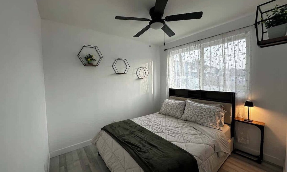 Paramount Apartment | Cozy Home South Bay Area!
