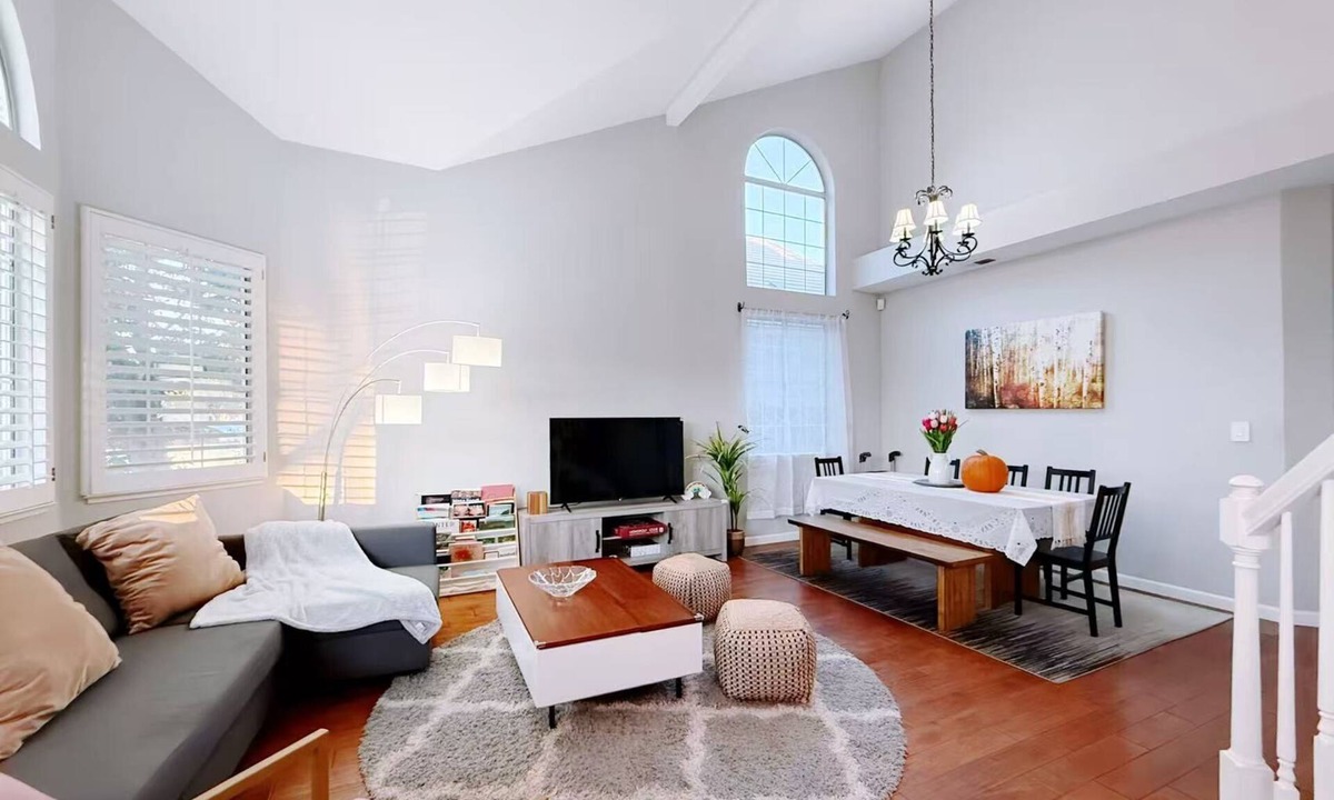 North San Jose House | Cozy Morden Family & Work Retreat 4b3b house with AC