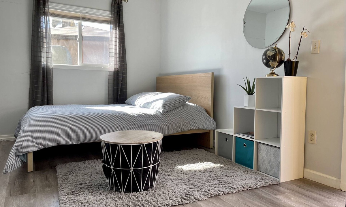 Oakland Apartment | Cozy Studio 5 min OAK airport, close to Alameda beach